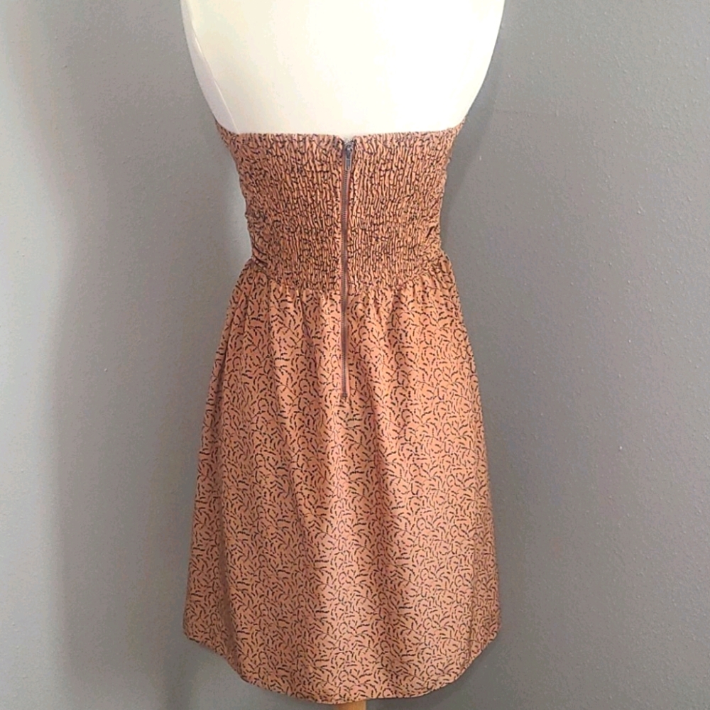 Dress - Picture 2 of 6